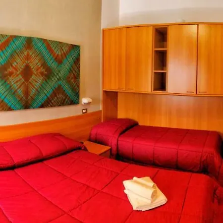 Amoha Hotel 2*